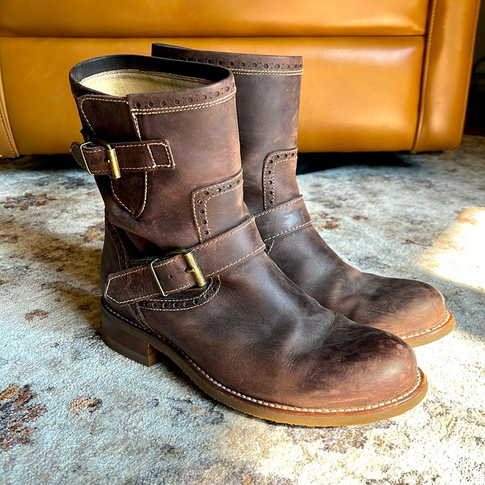 Brown leather ankle boots